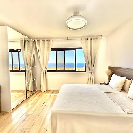 Paulmarie Paradise Ocean View Apartment